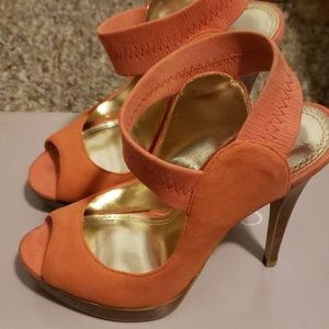 Bakers Coral heels